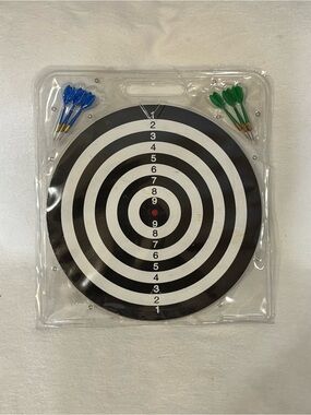 rebels Magnetic Target Game Set with Blue and Green Darts